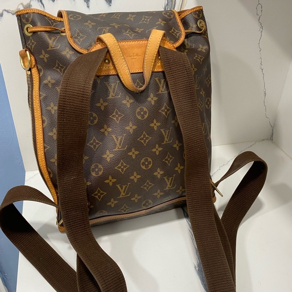 Louis Vuitton Monogram Bosphore Backpack 🎒 - Picture 3 of 12
